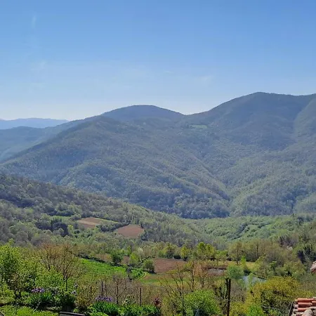 Il Castellare Apartment *